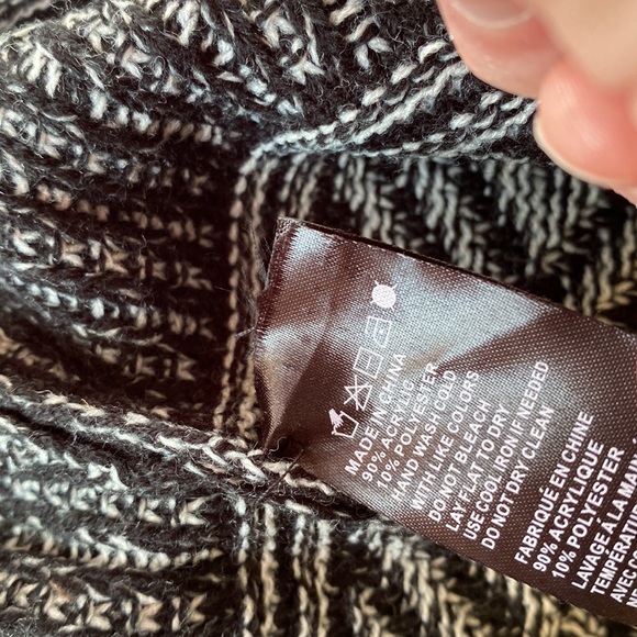 Altar’d State Black and White Short Sleeve Sweater Dress Size Large - Picture 5 of 5